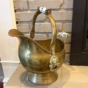 VTG Dessau Brass & Copper Coal Scuttle Bucket Lions Head Motifs Delft Handles